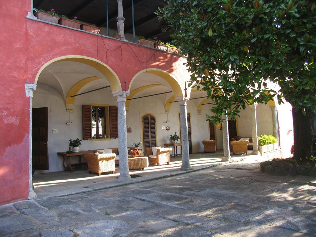Casamariuccia Pension Massino Visconti Buitenkant foto