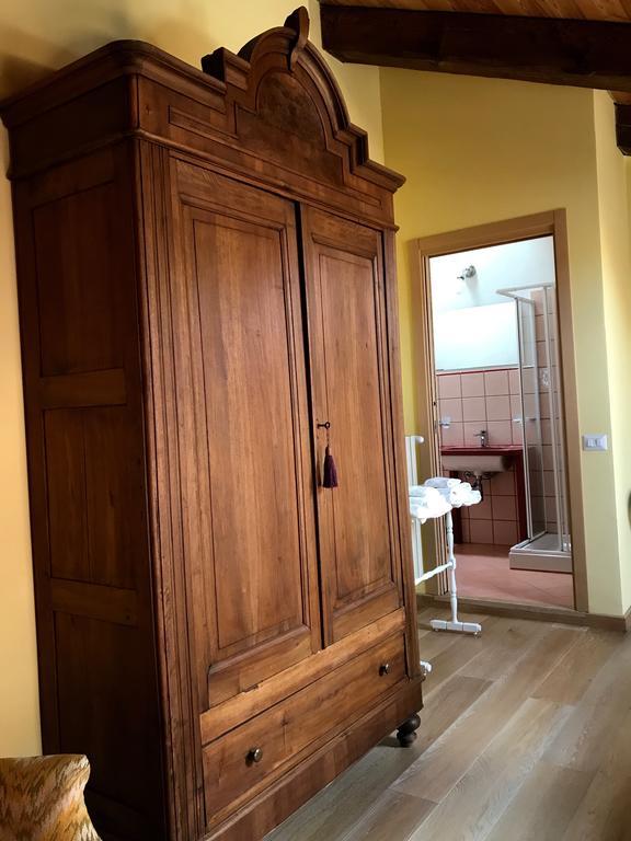Casamariuccia Pension Massino Visconti Buitenkant foto